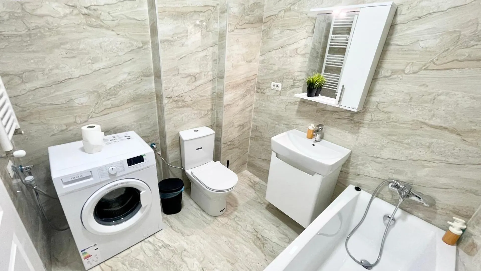 Central Adress Dd20 Bucharest Romania